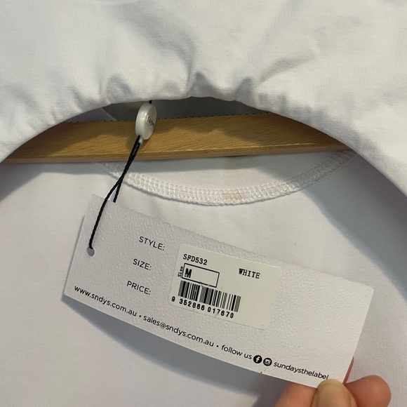 SNDYS white t-shirt dress - Picture 4 of 6
